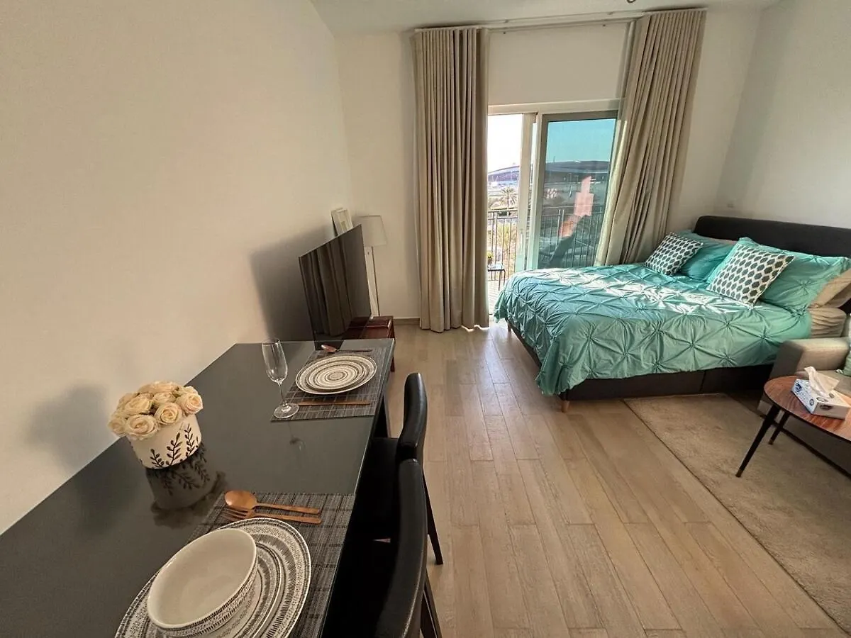 Waterfront Studio Cozy & Stylish Stay - Pet-Friendly Абу-Даби