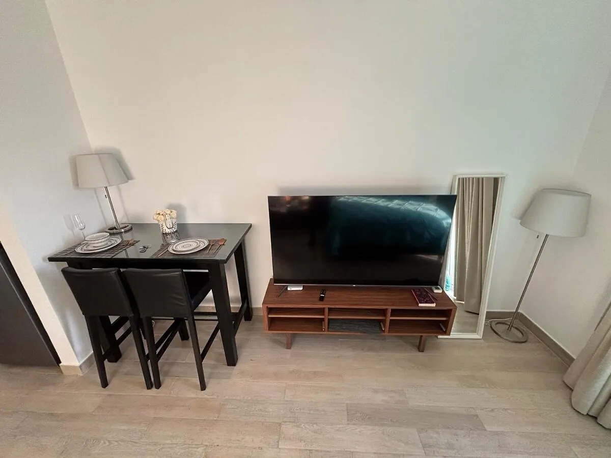 Апартаменты Waterfront Studio Cozy & Stylish Stay - Pet-Friendly Абу-Даби